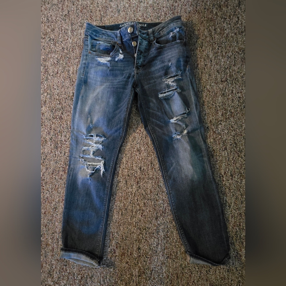 American Eagle Outfitters Distressed Tomgirl Straight Ankle Jeans